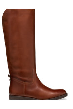 D Esmeena 