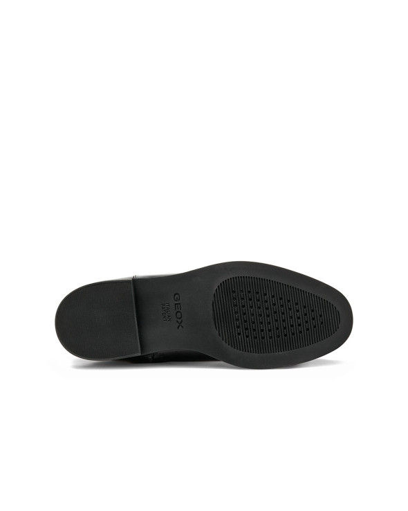 D Esmeena 